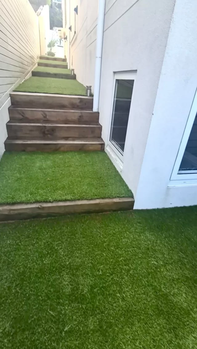 🌿 Ever wondered how to get a natural-looking lawn in your own backyard? 🌿
 
The answer is simple: only use FieldTurf products! 🇦🇺 All of our turf is proudly Australian-made and crafted with the highest quality fibers to ensure it looks amazing not just on installation day, but for years to come. 💚
Watch @toptierturfingsolutions work their magic in this reel and see the transformation for yourself!
Ready to transform your outdoor space? Let’s make it happen! 🙌✨
#BackyardGoals #FieldTurfAustralia #AustralianMade #ArtificialTurf #LushLawns #TopTierTurfing #TurfTransformation #QualityThatLasts #EcoFriendlyLandscaping #NaturalLookTurf